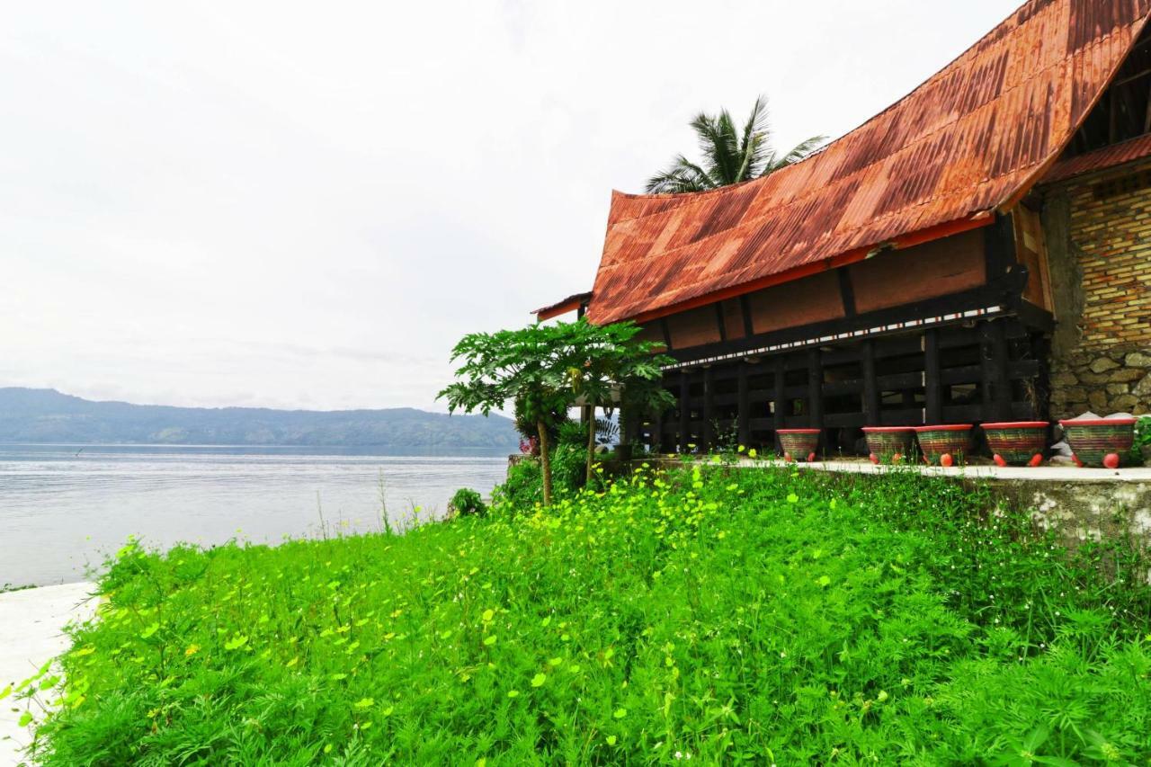 Hotel Sumber Pulo Mas Ambarita Exteriér fotografie